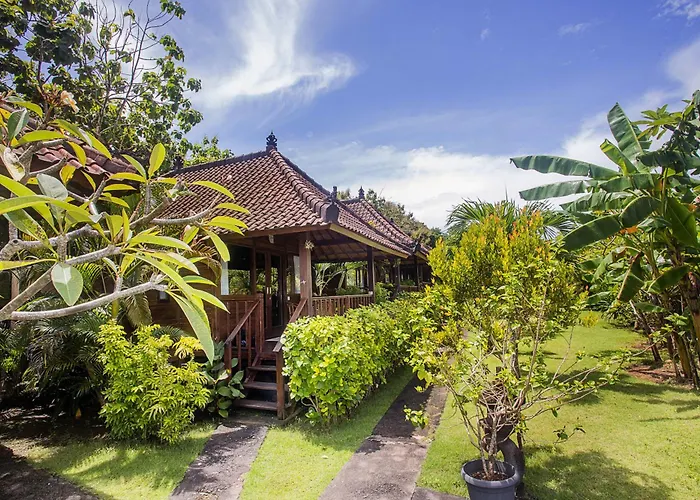 Samanta Huts