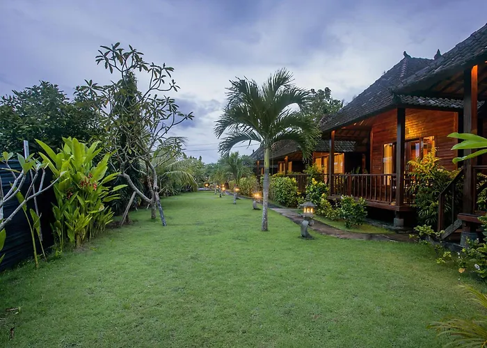 Samanta Huts 3*
