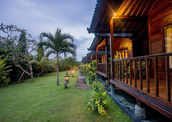 Samanta Huts 3*