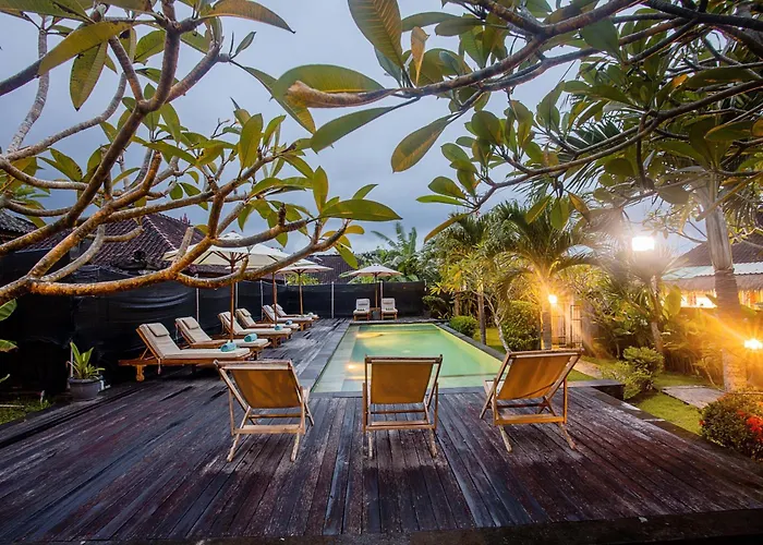 Samanta Huts レンボンガン島
