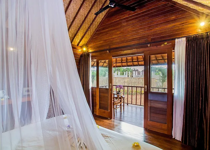 ホリデーパーク Samanta Huts